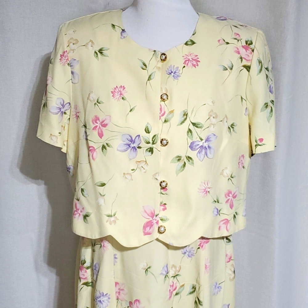 Vintage floral dress/jacket - Picture 2 of 7